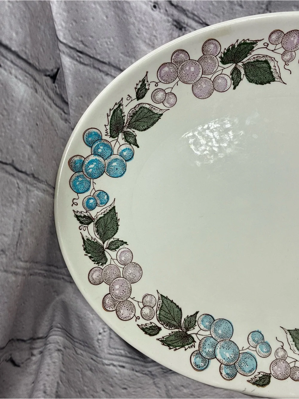 Vtg Midcentury MCM Taylor Smith Concord Grape Leaves Large Oval Serving Platter